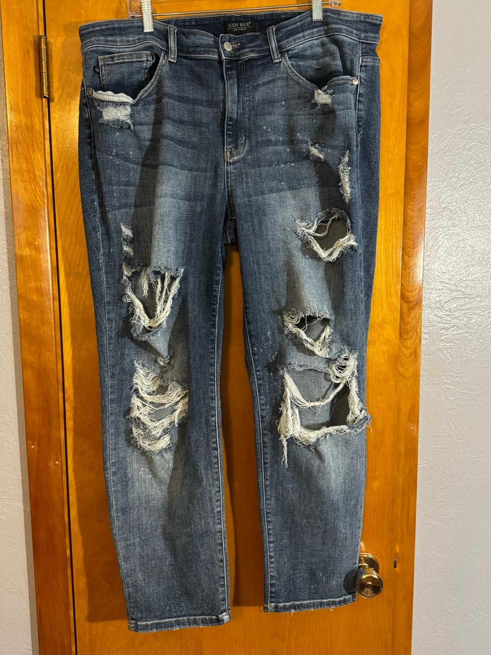 Judy Blue Dark Blue Distressed Boyfriend Jeans